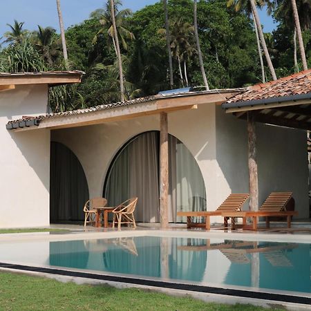 Swell Shacks Otel Matara Dış mekan fotoğraf