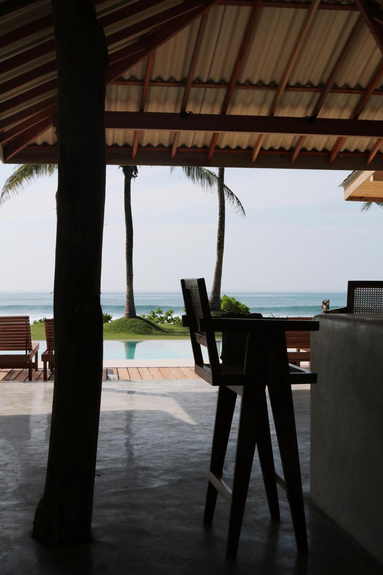 Swell Shacks Otel Matara Dış mekan fotoğraf