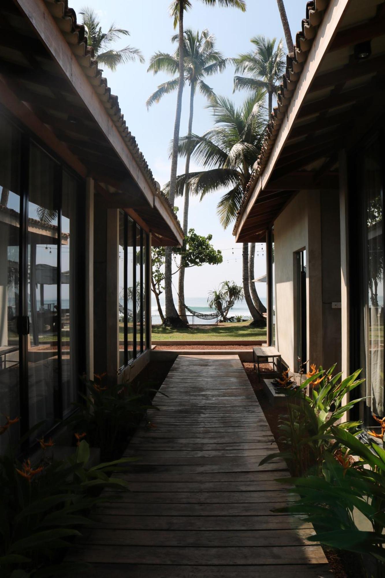 Swell Shacks Otel Matara Dış mekan fotoğraf