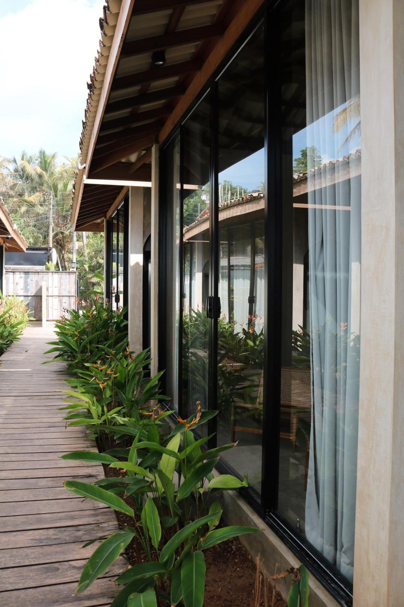Swell Shacks Otel Matara Dış mekan fotoğraf